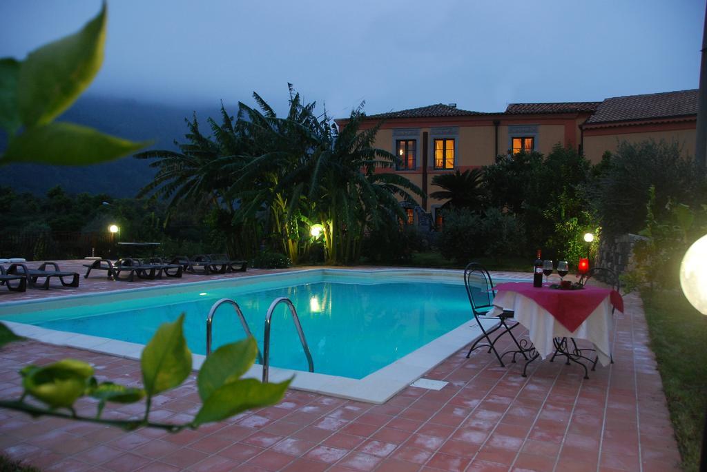 Casale Romano Resort E Relais Motta Camastra Kültér fotó