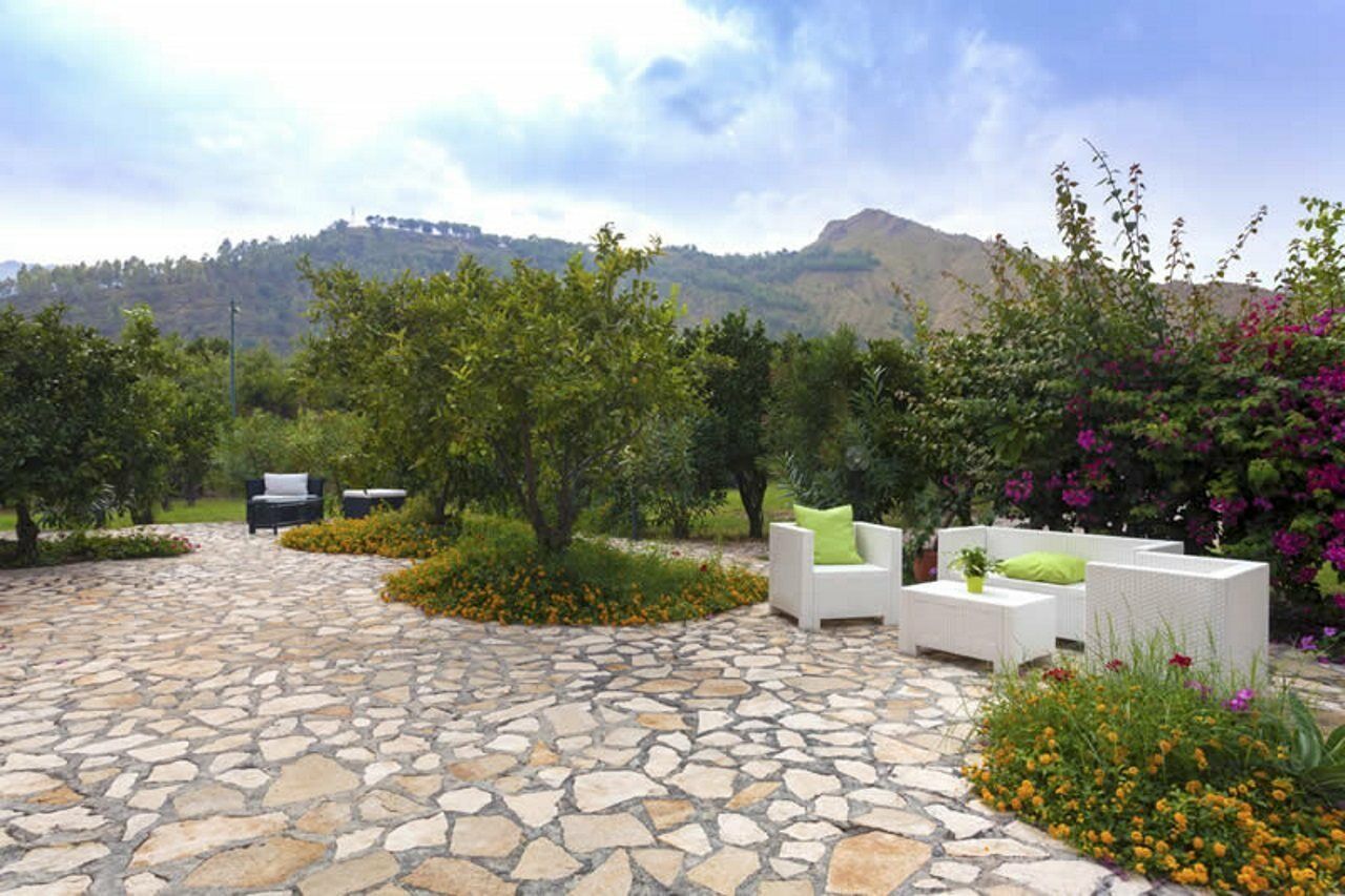 Casale Romano Resort E Relais Motta Camastra Kültér fotó
